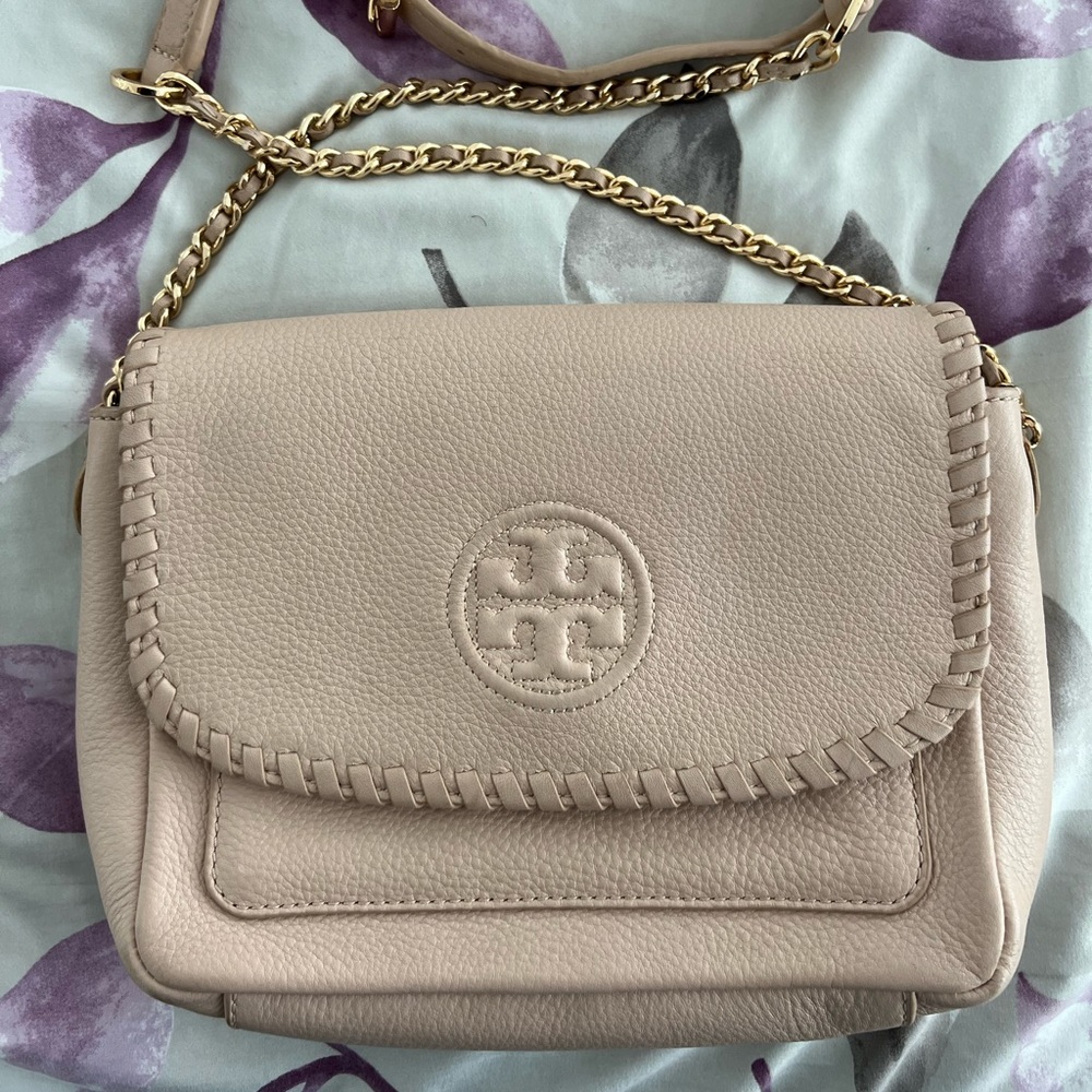 LIMITED TIME DEAL Tory Burch Crossbody